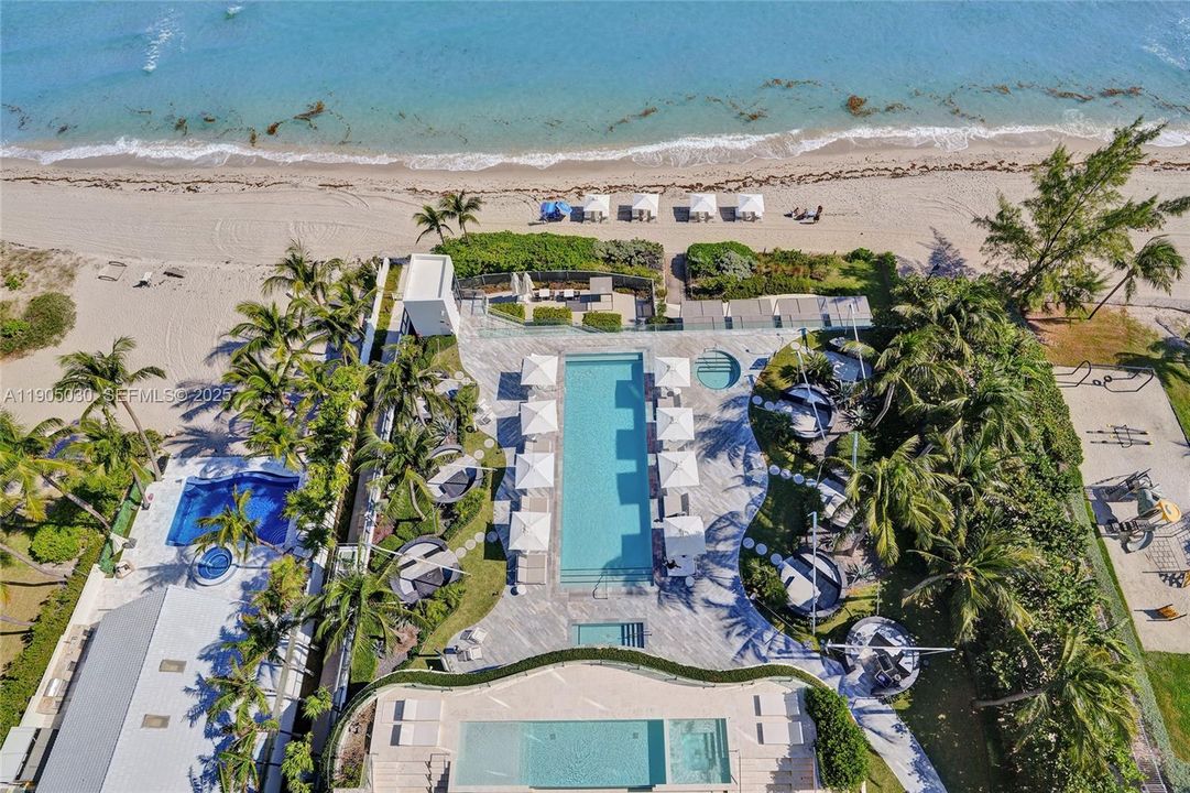 For Sale: $13,900,000 (4 beds, 5 baths, 4992 Square Feet)