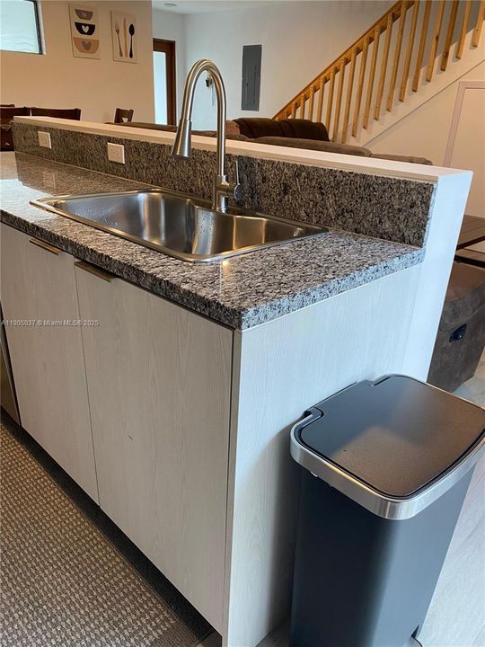 出租: $2,650 (3 贝兹, 2 浴室, 1236 平方英尺)