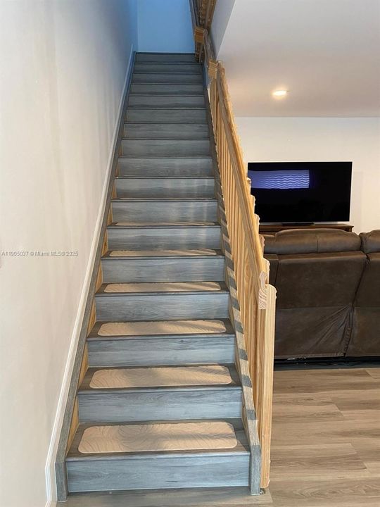 出租: $2,650 (3 贝兹, 2 浴室, 1236 平方英尺)