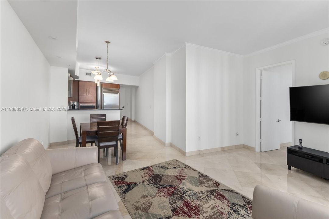 For Sale: $895,000 (1 beds, 1 baths, 1168 Square Feet)