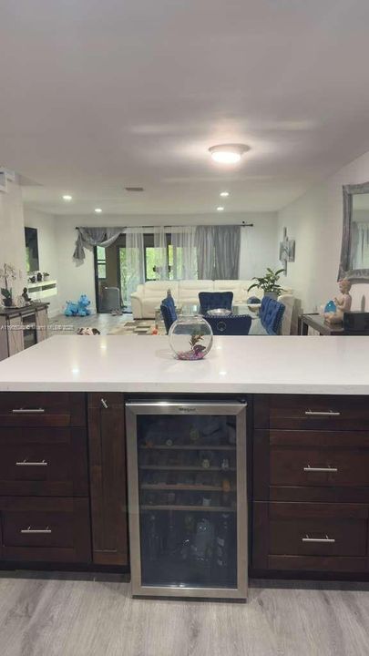 Active With Contract: $3,600 (3 beds, 2 baths, 1630 Square Feet)