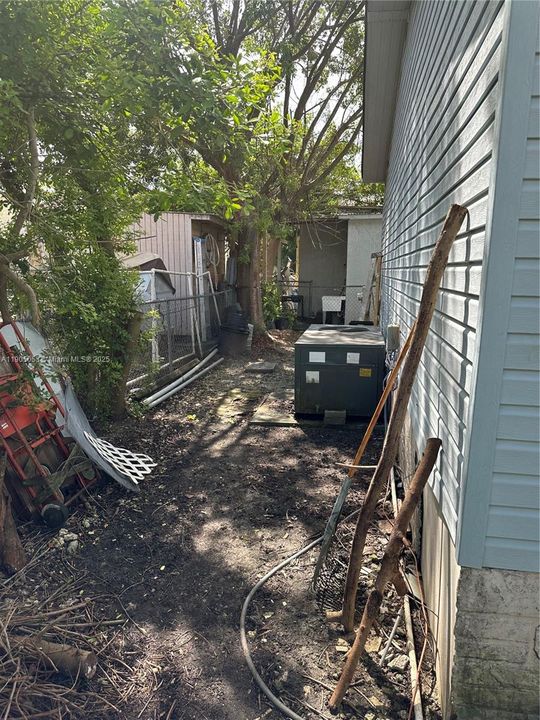 待售: $259,000 (3 贝兹, 2 浴室, 1430 平方英尺)