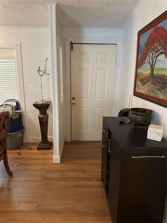 待售: $259,000 (3 贝兹, 2 浴室, 1430 平方英尺)