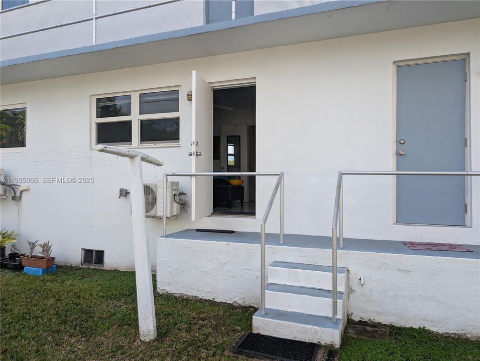 待售: $104,500 (1 贝兹, 1 浴室, 600 平方英尺)