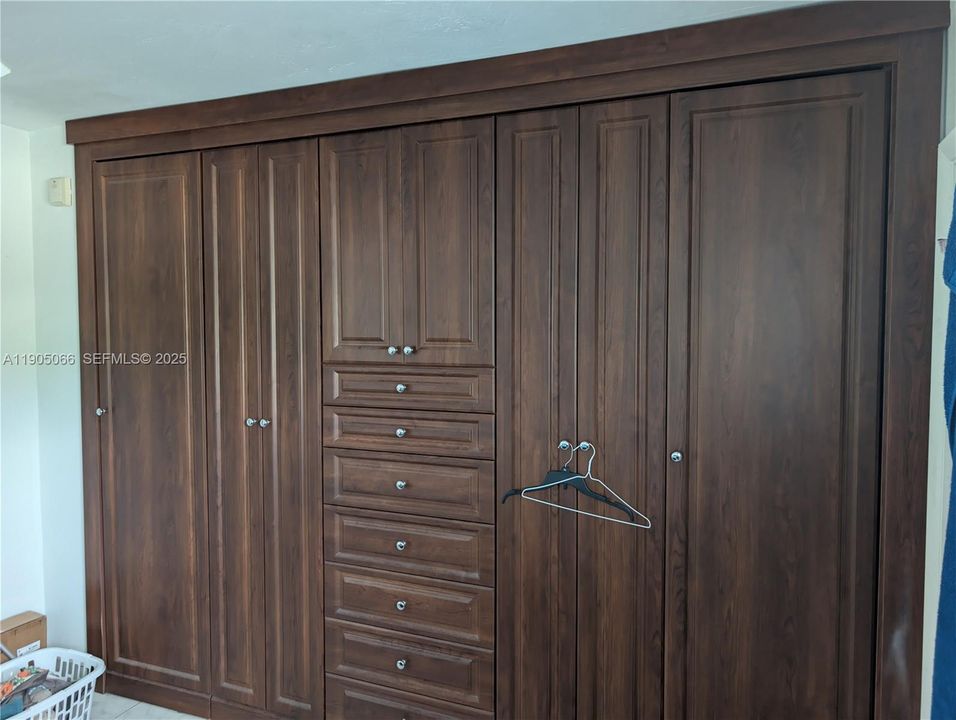 待售: $104,500 (1 贝兹, 1 浴室, 600 平方英尺)