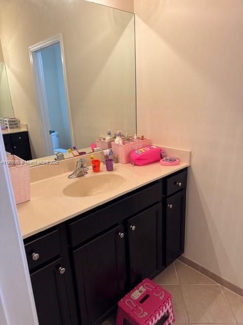 2nd bathroom