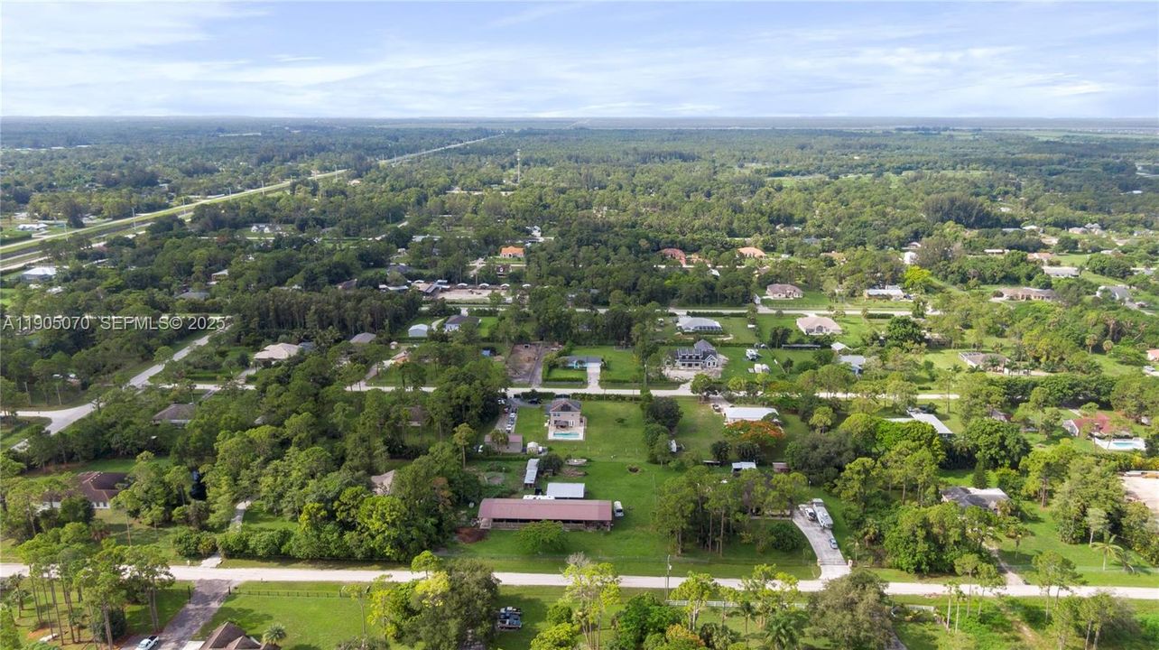 В аренду: $5,600 (3 спален, 2 ванн, 2212 Квадратных фут)