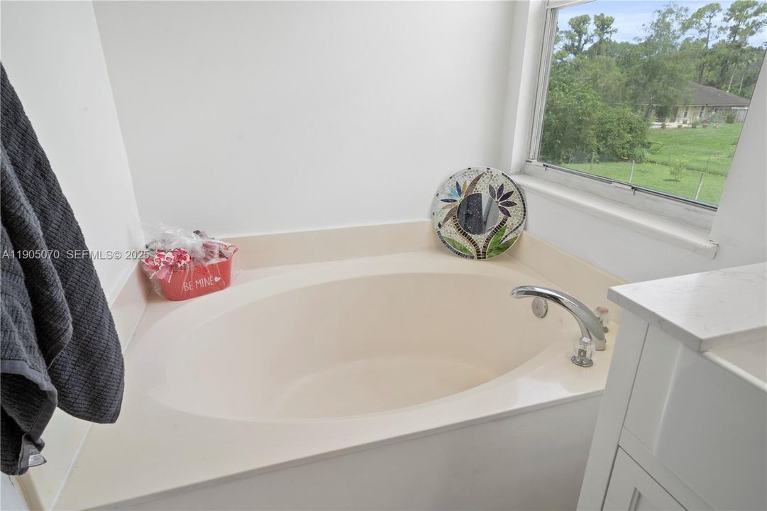 В аренду: $5,600 (3 спален, 2 ванн, 2212 Квадратных фут)