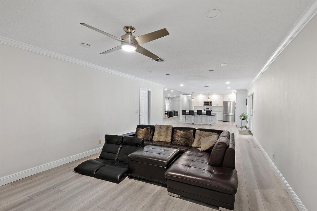 16338 Alexander Run-12