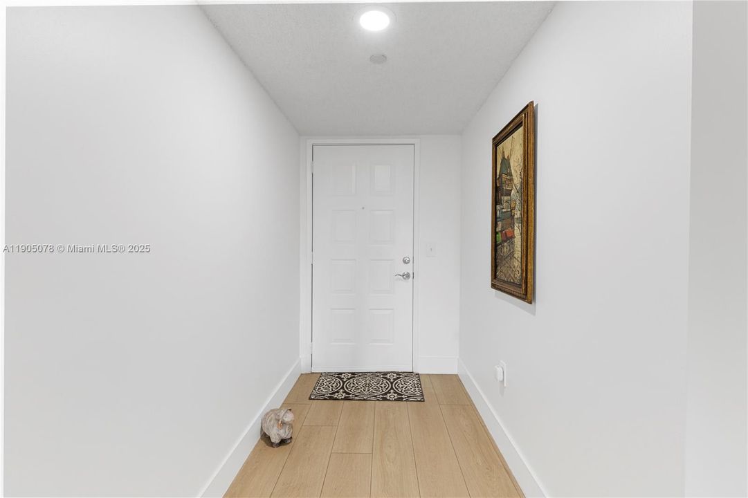 En Venta: $189,900 (1 camas, 1 baños, 1056 Pies cuadrados)