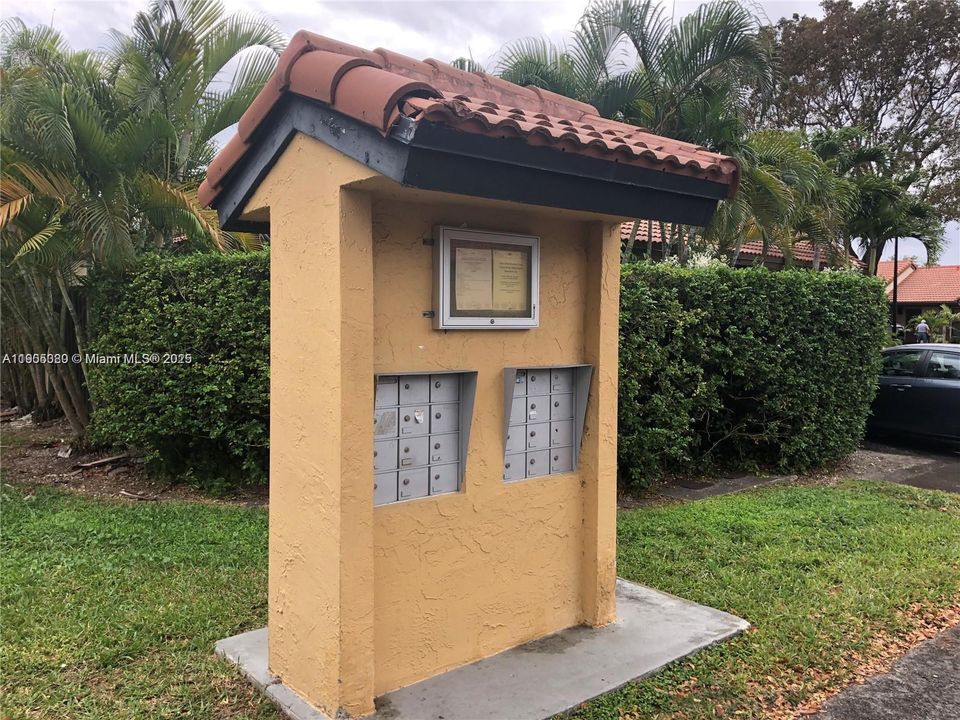 For Rent: $3,000 (3 beds, 2 baths, 1070 Square Feet)