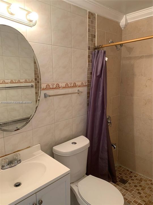 For Rent: $3,000 (3 beds, 2 baths, 1070 Square Feet)