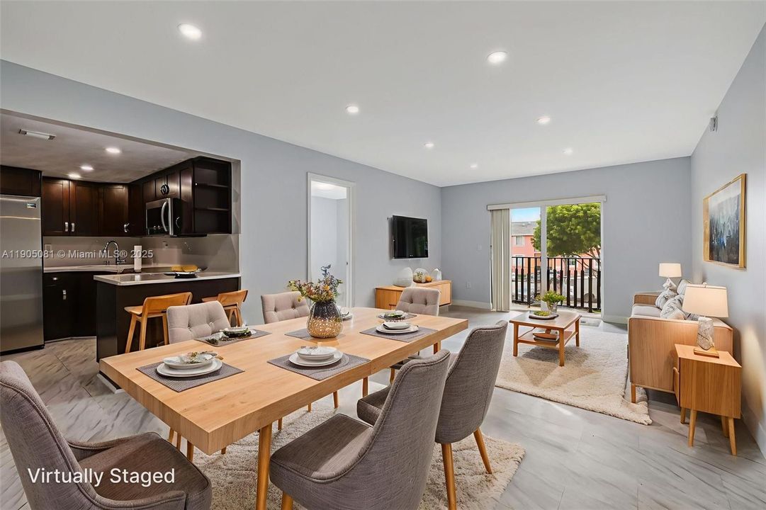 Recently Sold: $325,000 (3 beds, 2 baths, 1024 Square Feet)