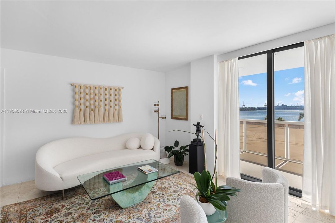 For Rent: $4,000 (2 beds, 2 baths, 1154 Square Feet)