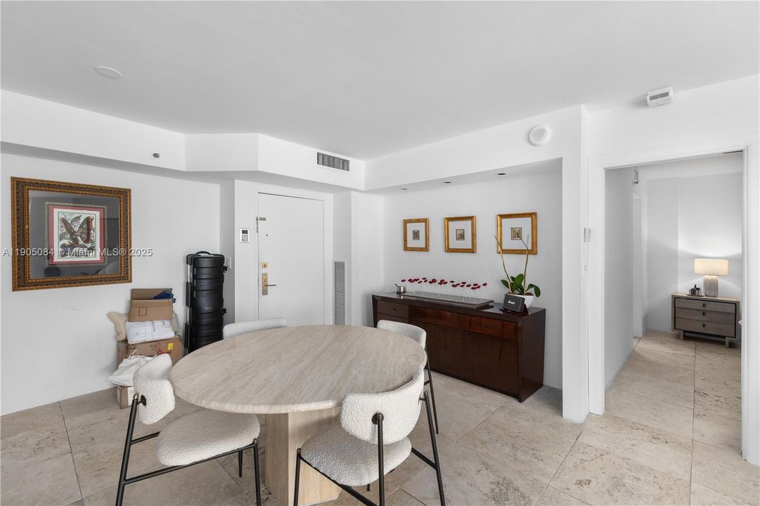 For Rent: $4,000 (2 beds, 2 baths, 1154 Square Feet)