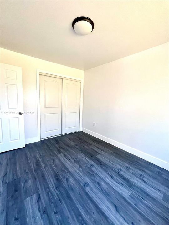 For Sale: $455,000 (3 beds, 2 baths, 667 Square Feet)