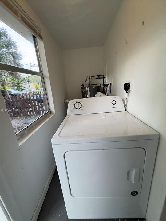 Под контрактом: $1,850 (2 спален, 1 ванн, 0 Квадратных фут)