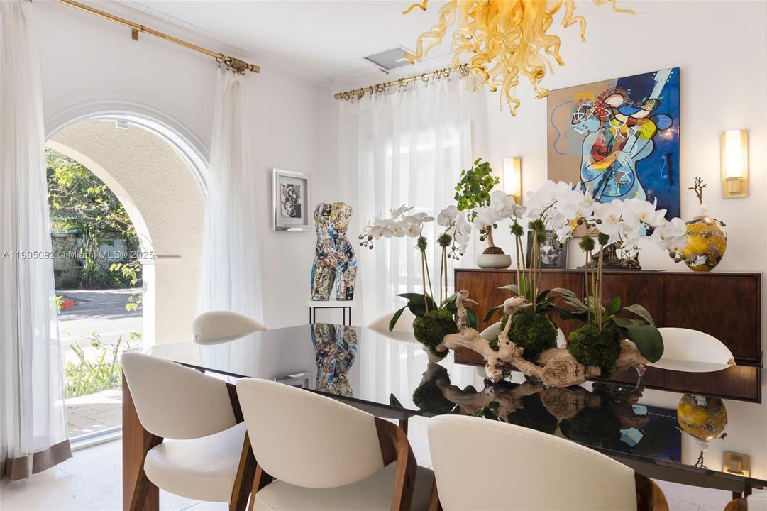 For Sale: $6,000,000 (5 beds, 4 baths, 4126 Square Feet)