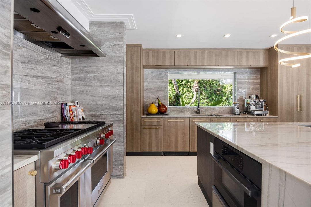 For Sale: $6,000,000 (5 beds, 4 baths, 4126 Square Feet)