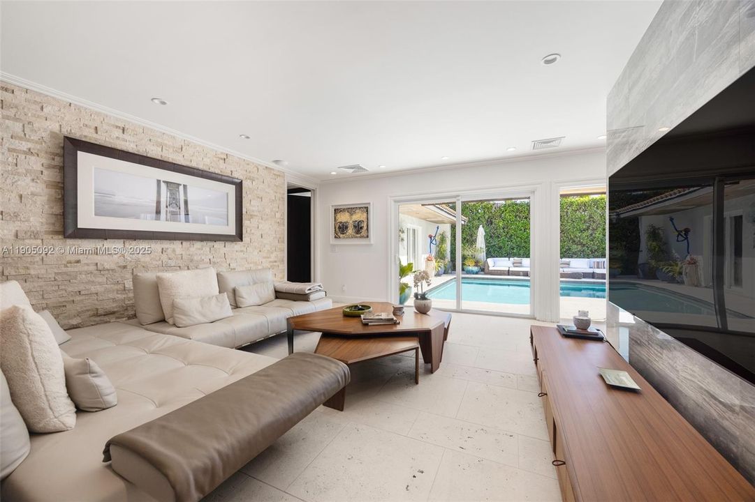 For Sale: $6,000,000 (5 beds, 4 baths, 4126 Square Feet)