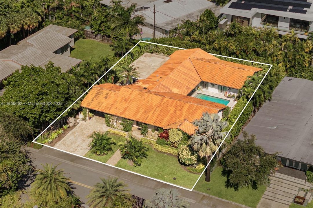 For Sale: $6,000,000 (5 beds, 4 baths, 4126 Square Feet)