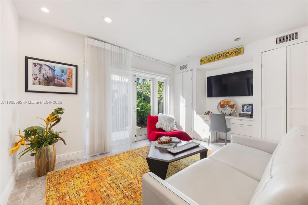 For Sale: $6,000,000 (5 beds, 4 baths, 4126 Square Feet)