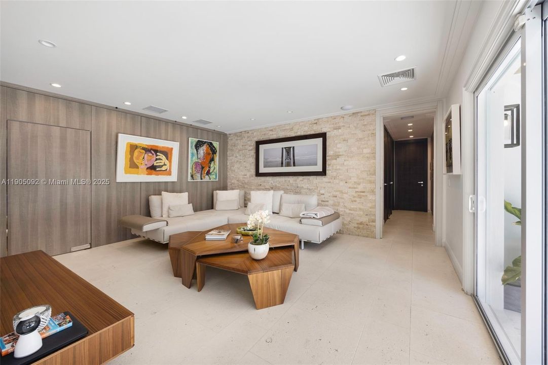 For Sale: $6,000,000 (5 beds, 4 baths, 4126 Square Feet)