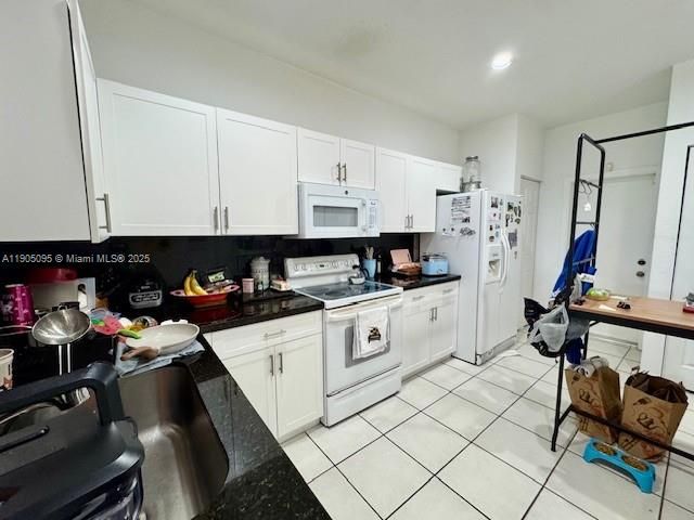 На продажу: $562,000 (3 спален, 2 ванн, 1461 Квадратных фут)