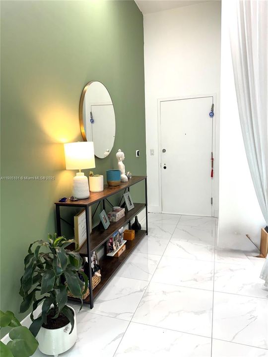 En Venta: $399,999 (0 camas, 1 baños, 637 Pies cuadrados)