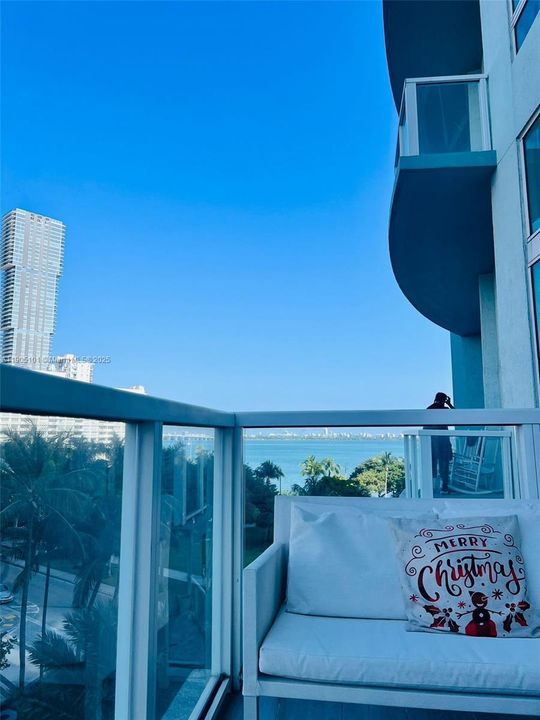 En Venta: $399,999 (0 camas, 1 baños, 637 Pies cuadrados)