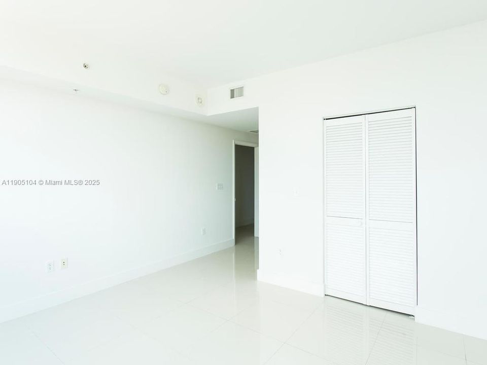 Recently Rented: $3,850 (2 beds, 2 baths, 1474 Square Feet)