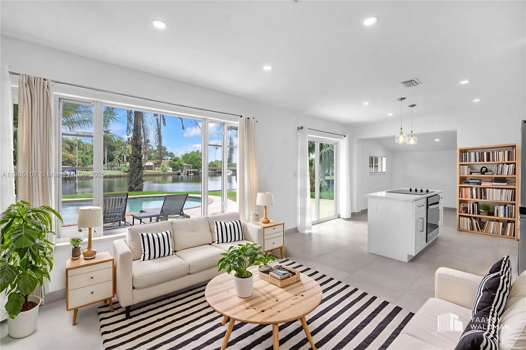 For Rent: $5,690 (4 beds, 2 baths, 1812 Square Feet)