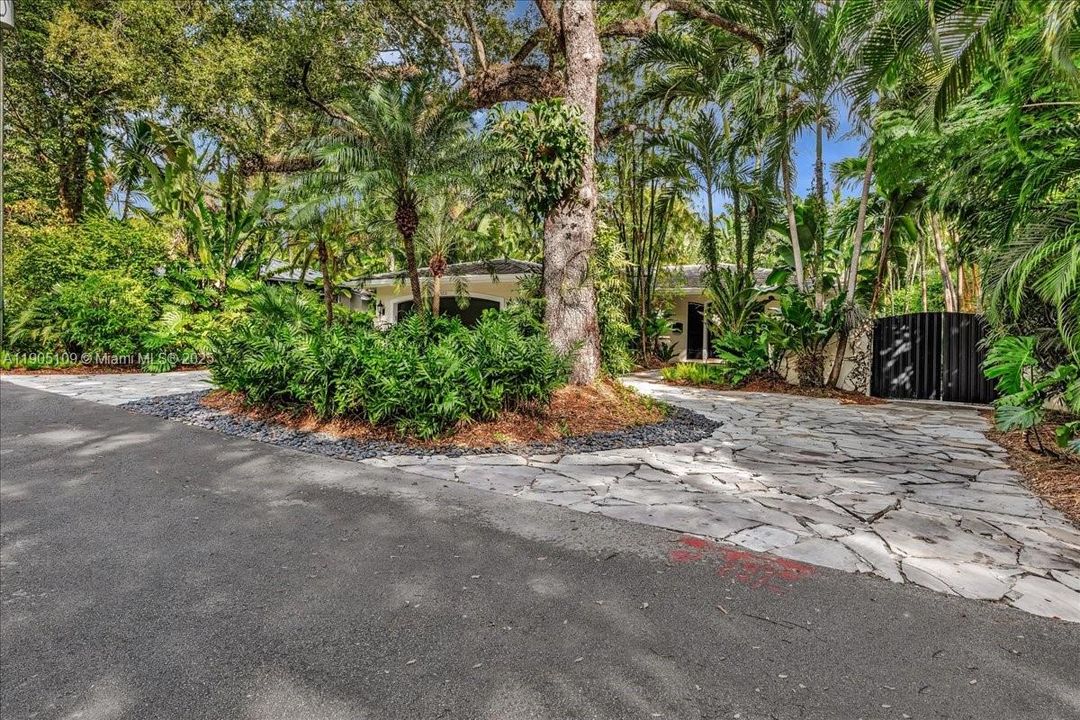 Activo con contrato: $2,795,000 (2 camas, 2 baños, 1873 Pies cuadrados)