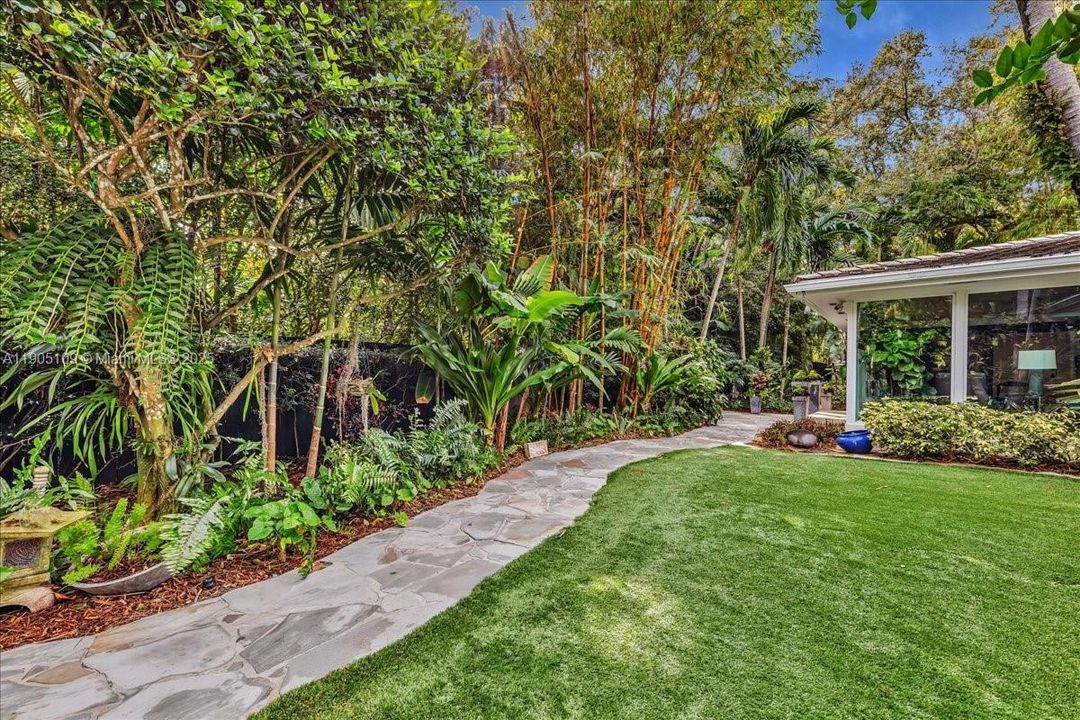 Activo con contrato: $2,795,000 (2 camas, 2 baños, 1873 Pies cuadrados)