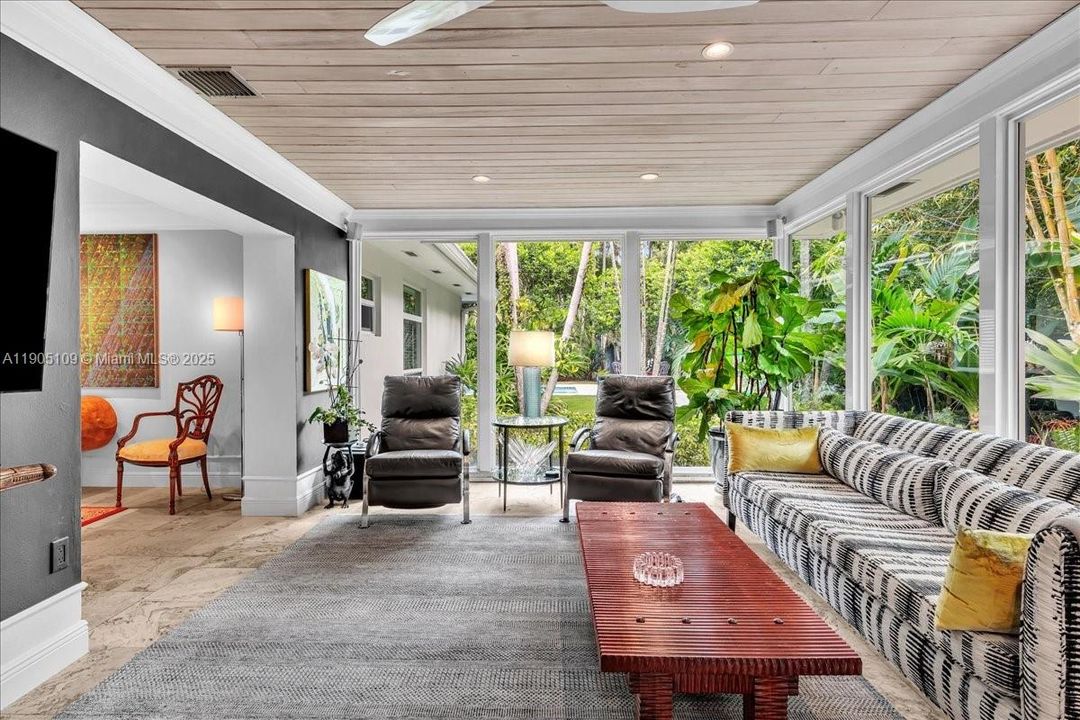 Activo con contrato: $2,795,000 (2 camas, 2 baños, 1873 Pies cuadrados)