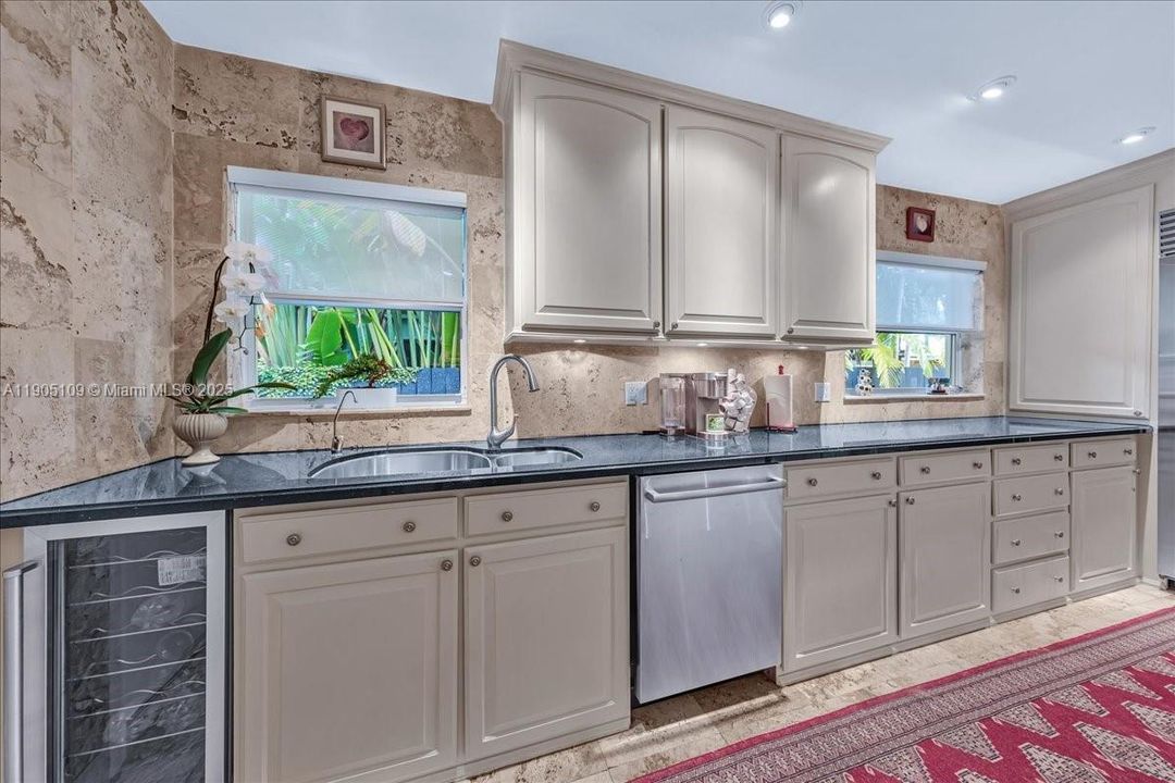 Activo con contrato: $2,795,000 (2 camas, 2 baños, 1873 Pies cuadrados)