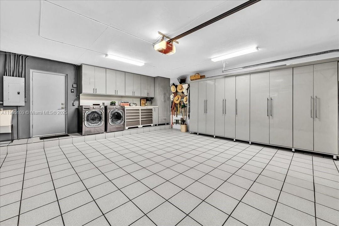 Activo con contrato: $2,795,000 (2 camas, 2 baños, 1873 Pies cuadrados)