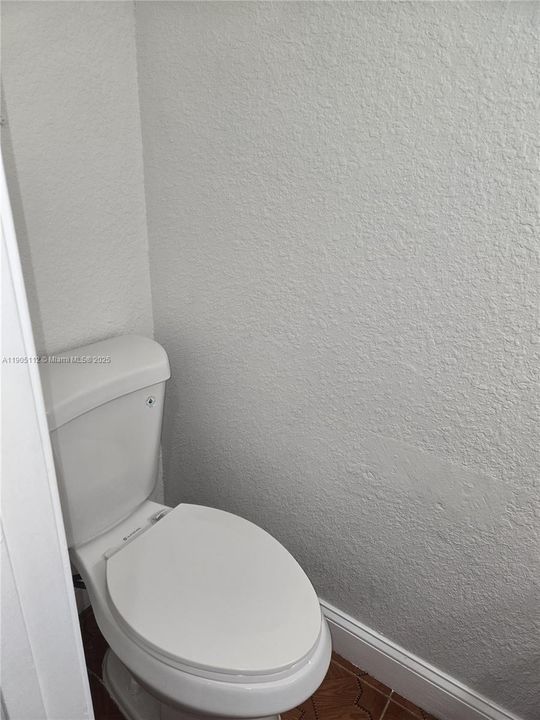 Activo con contrato: $269,000 (2 camas, 1 baños, 1024 Pies cuadrados)