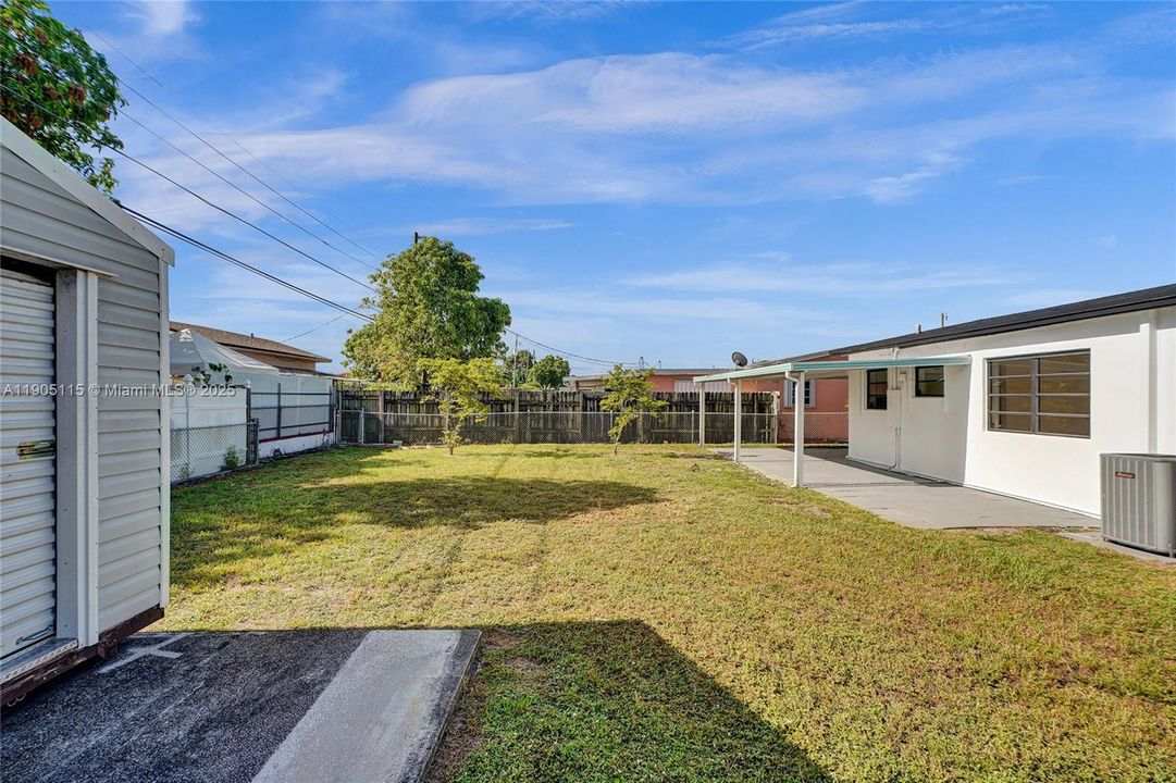 For Sale: $539,900 (3 beds, 2 baths, 1000 Square Feet)