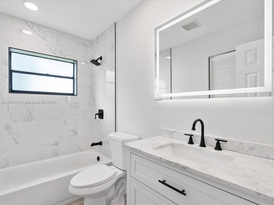 Active With Contract: $579,000 (3 beds, 2 baths, 1921 Square Feet)