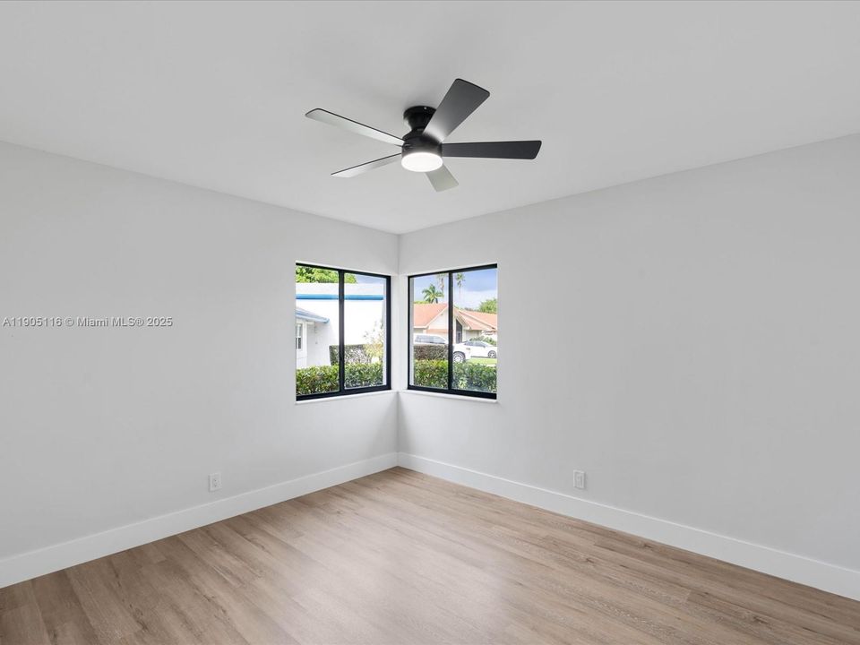 Active With Contract: $579,000 (3 beds, 2 baths, 1921 Square Feet)