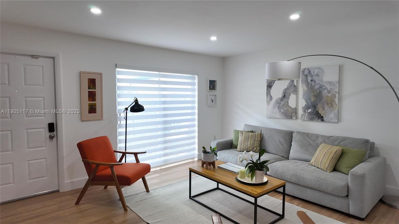 На продажу: $529,500 (3 спален, 2 ванн, 1270 Квадратных фут)