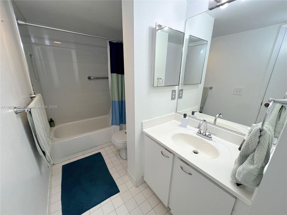 На продажу: $529,500 (3 спален, 2 ванн, 1270 Квадратных фут)