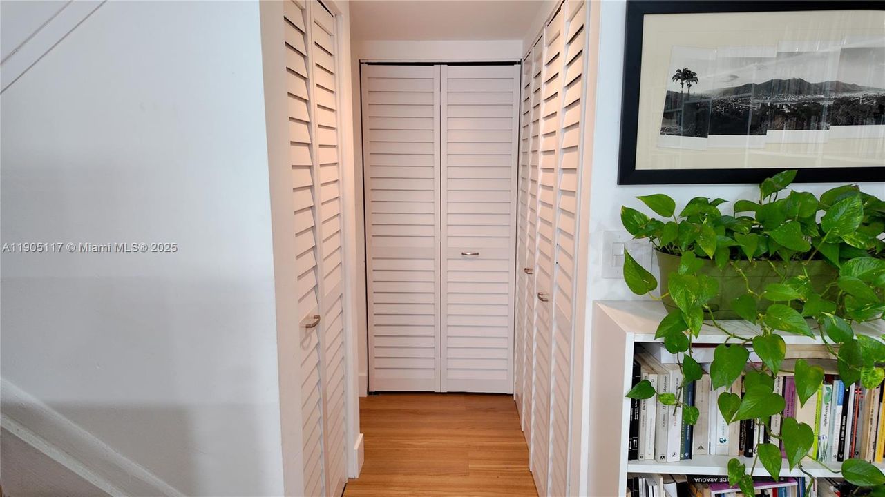 На продажу: $529,500 (3 спален, 2 ванн, 1270 Квадратных фут)