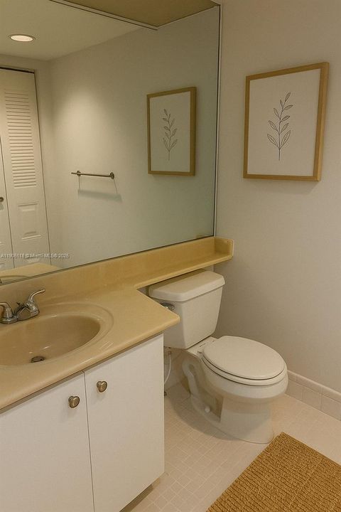 Active With Contract: $1,700 (1 beds, 1 baths, 1046 Square Feet)