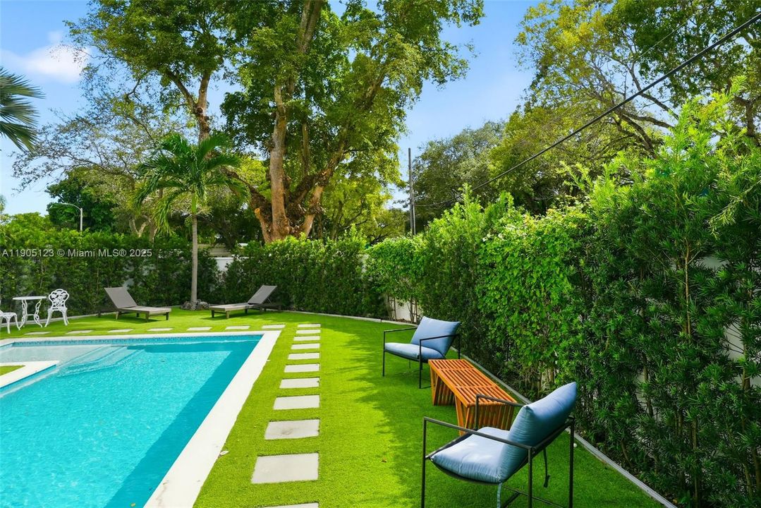 待售: $2,900,000 (3 贝兹, 2 浴室, 2967 平方英尺)