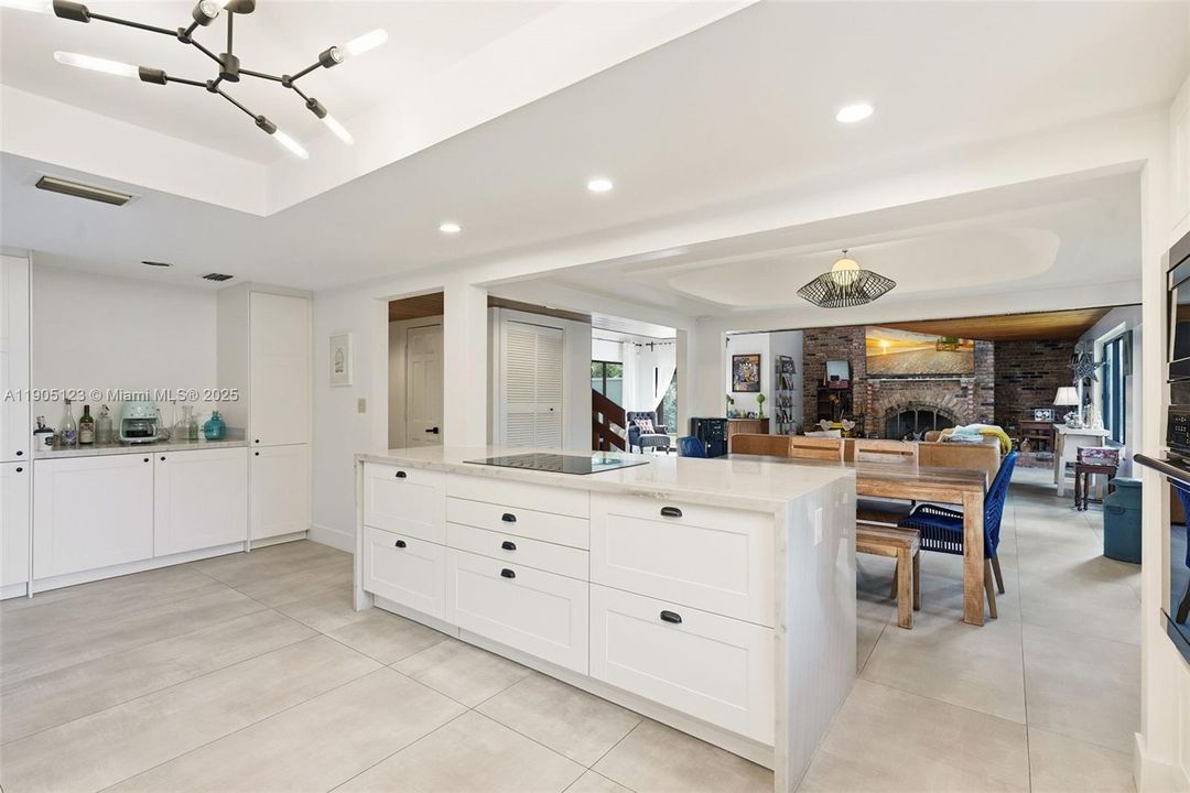 待售: $2,900,000 (3 贝兹, 2 浴室, 2967 平方英尺)