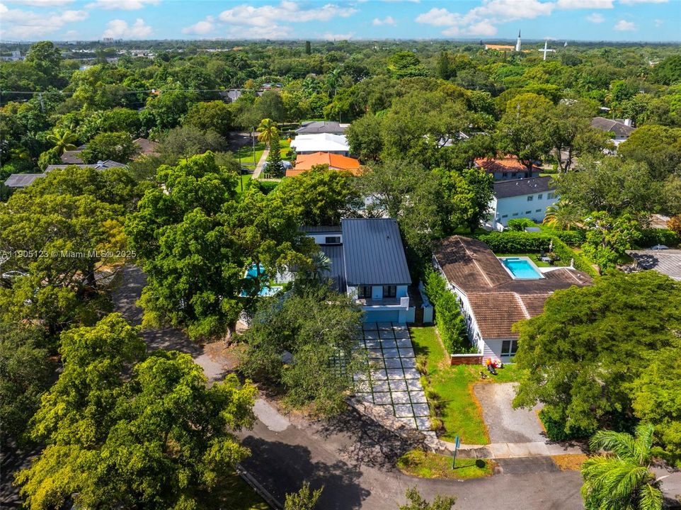 待售: $2,900,000 (3 贝兹, 2 浴室, 2967 平方英尺)