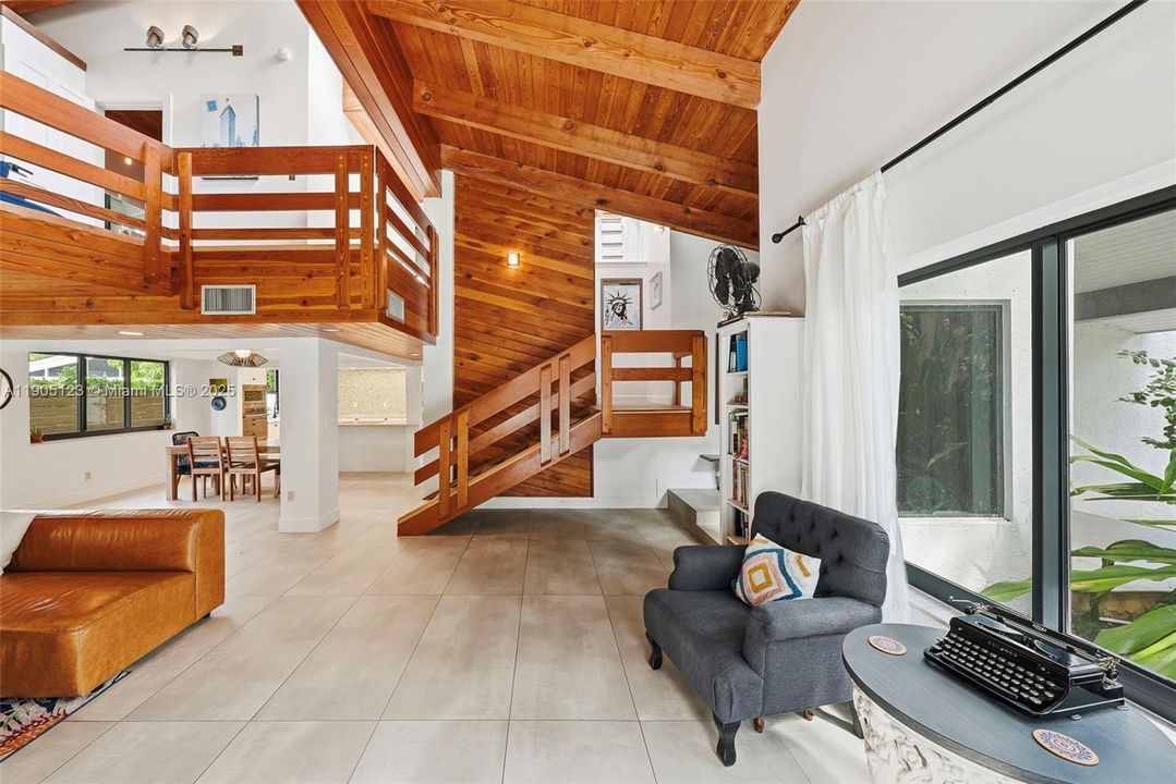 待售: $2,900,000 (3 贝兹, 2 浴室, 2967 平方英尺)