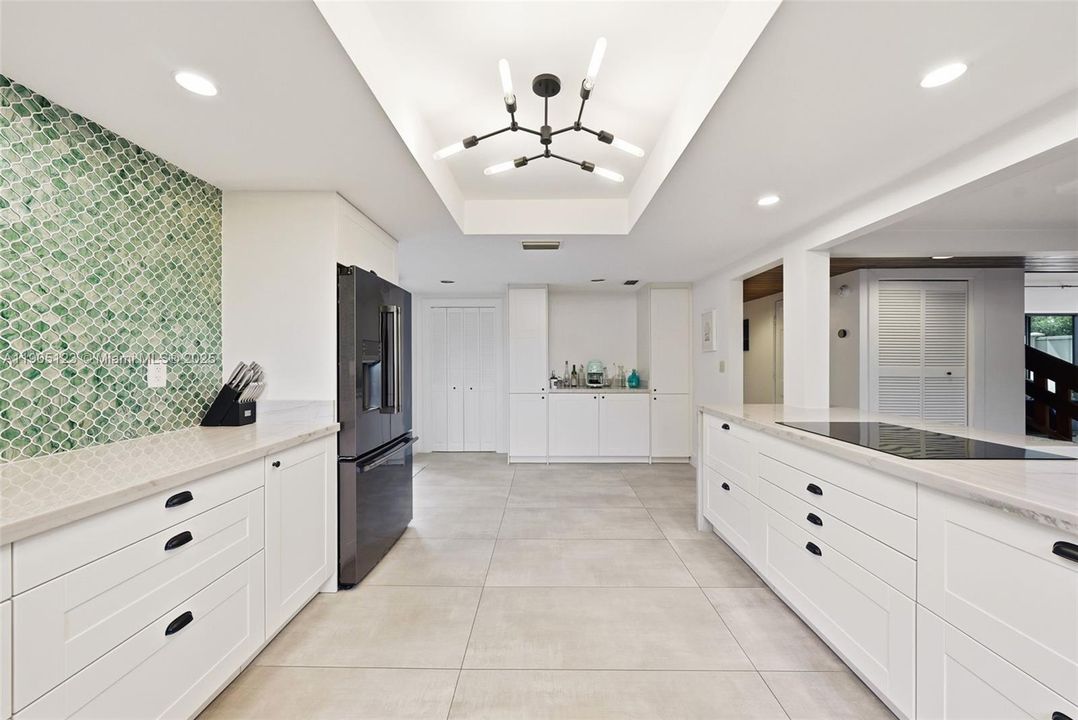 待售: $2,900,000 (3 贝兹, 2 浴室, 2967 平方英尺)